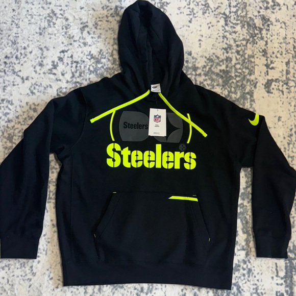 NWT Nike Black and Yellow Men's Hoodie